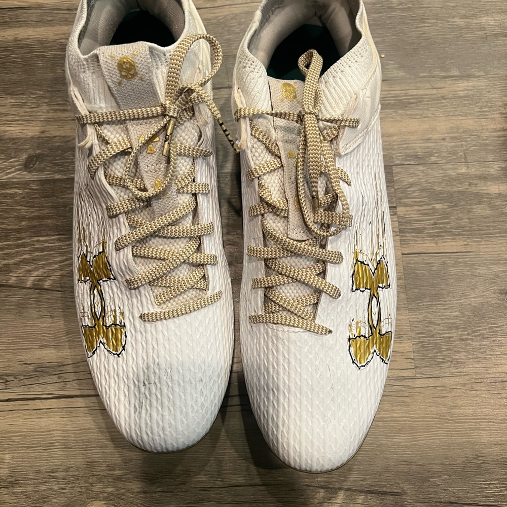 Under Armour Men’s Blur Smoke Mc Football Shoe - Size 11